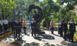ПРЕЗИДЕНТИТЕ НА БЪЛГАРИЯ И УКРАЙНА ОТКРИХА ПАМЕТНИК НА ТАРАС ШЕВЧЕНКО В СОФИЯ