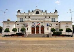 РОСЕН ПЛЕВНЕЛИЕВ И СОЛОМОН ПАСИ ЗАПОЧВАТ РАЗГОВОРИТЕ С ПАРЛАМЕНТАРНИТЕ ГРУПИ НА 48-ТО НС